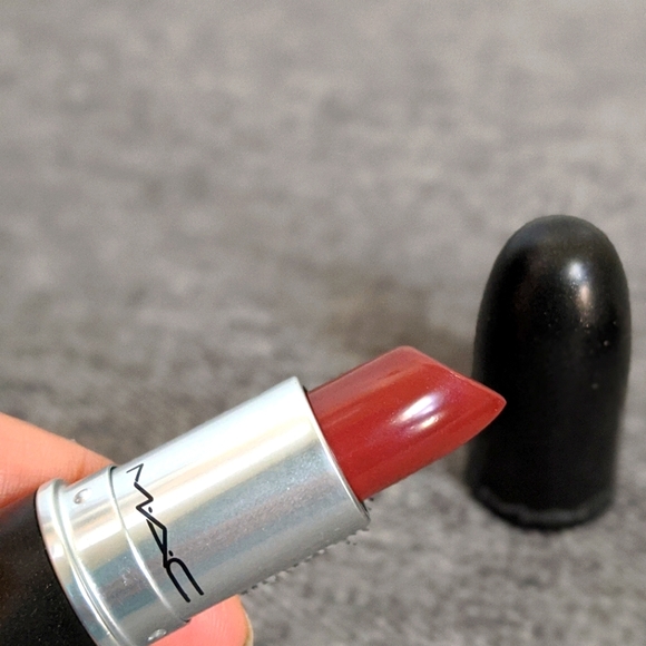 MAC Cosmetics "Baroque Boudoir" Red Lipstick - Picture 2 of 8